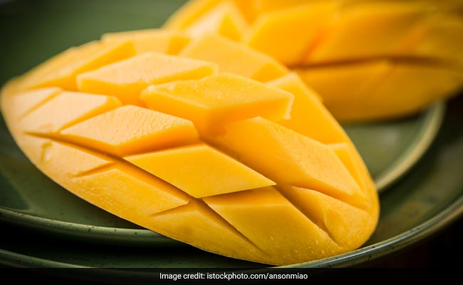 Ayurveda से जानें क्या है आम खाने का सही तरीका, किन लोगों को खाना चाहिए आम और किन्हें नहीं